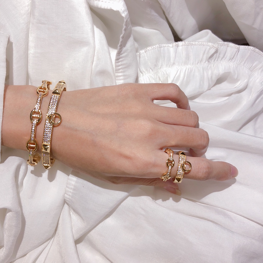 Hermes bracelet