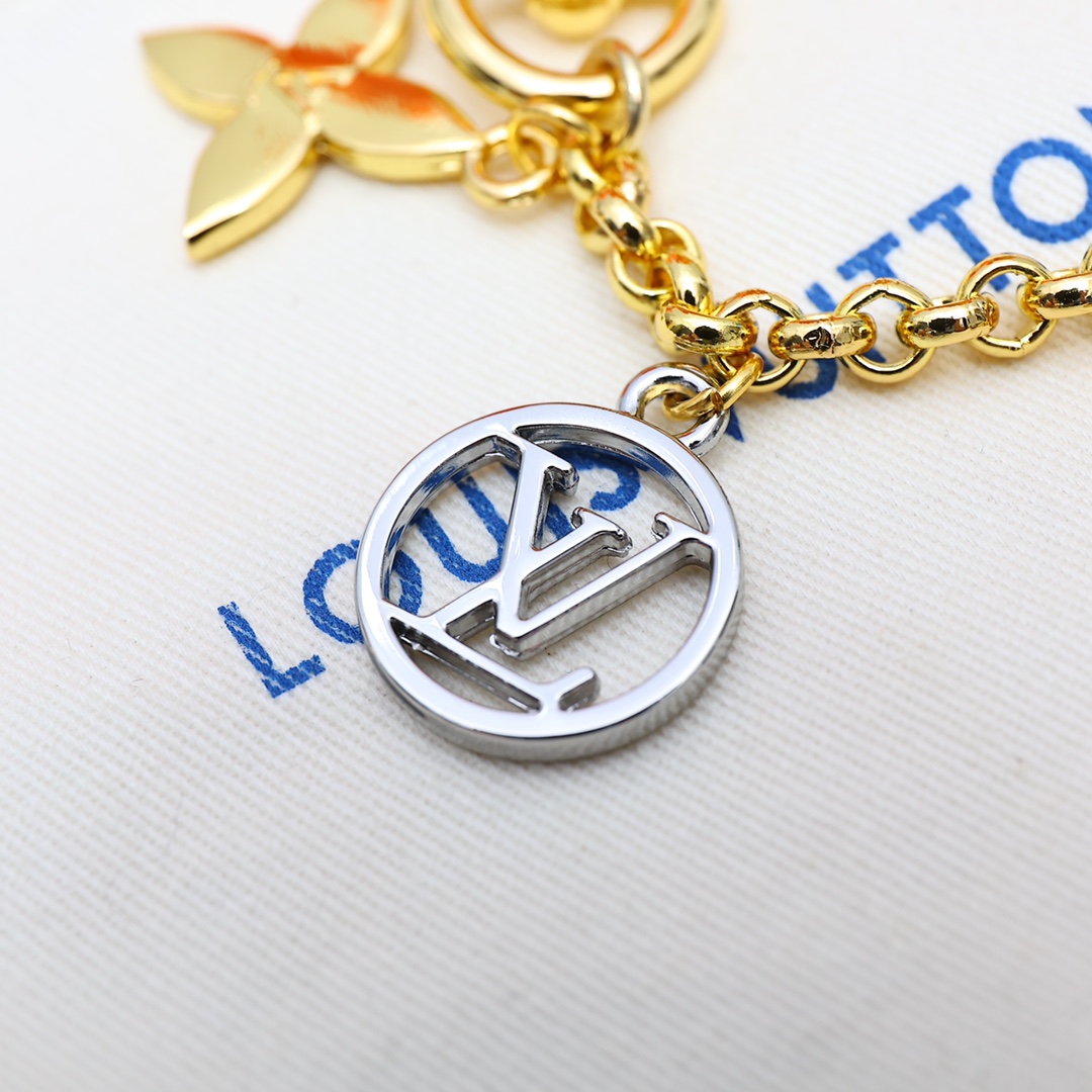 Louis Vuitton Lv Keychain Chain bag accessory
