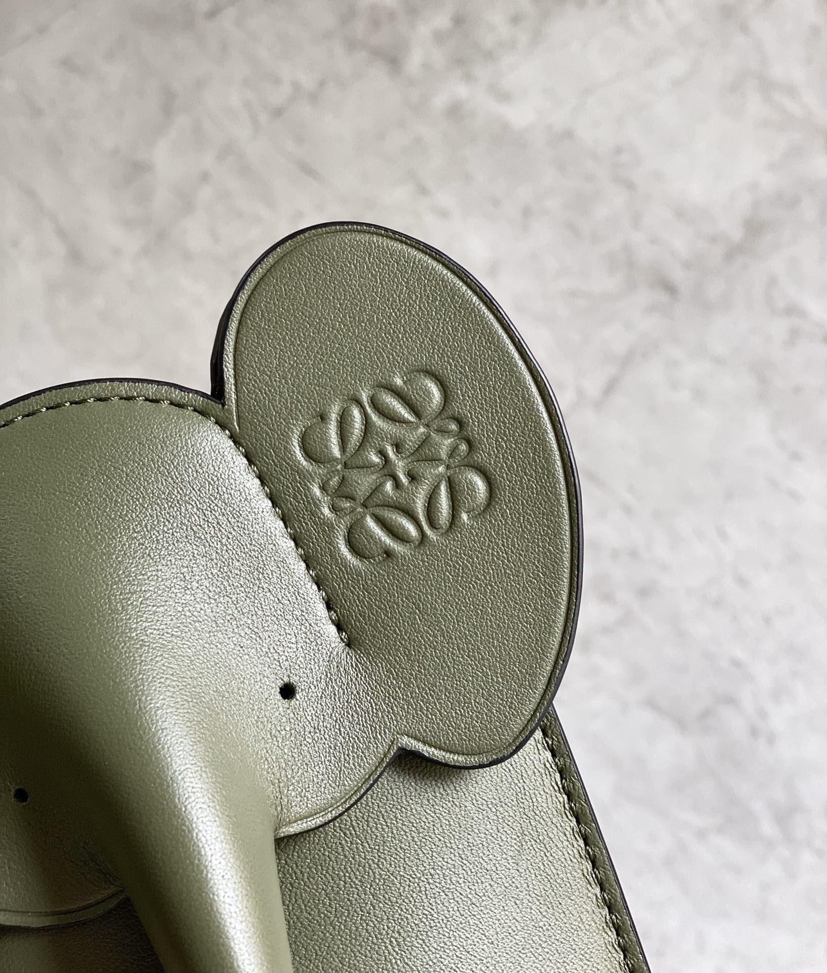 LOEWE Elephant Phone Bag