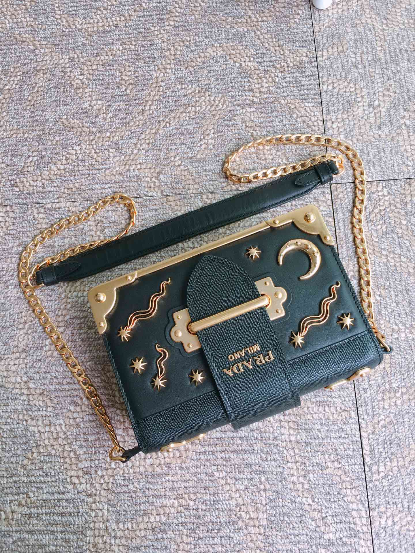 𝐏𝐑𝐀𝐃𝐀 1BH018 Star