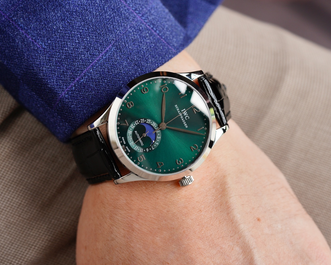 IWC- Moonphase Swiss ETA 2824-2 movement 316 stainless steel case