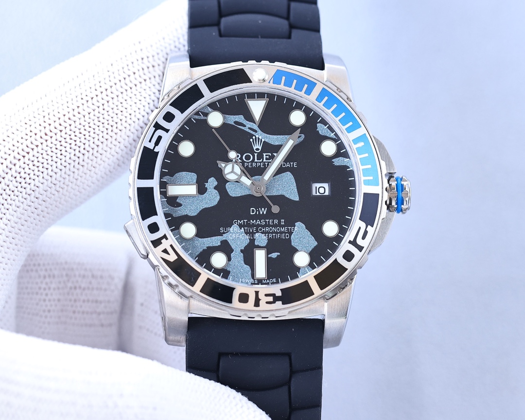 Rolex Submariner Series