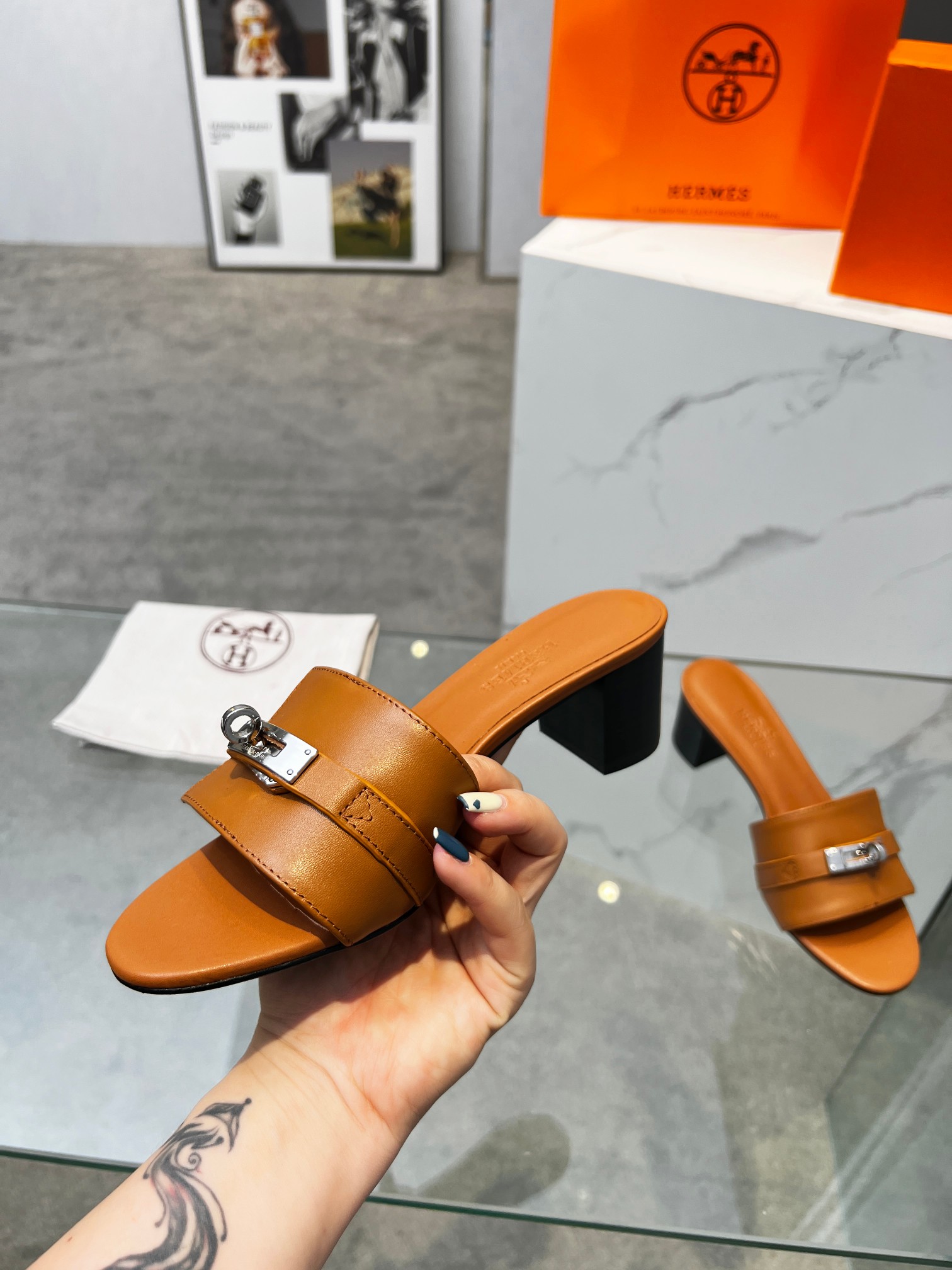 Hermes early spring new sandals