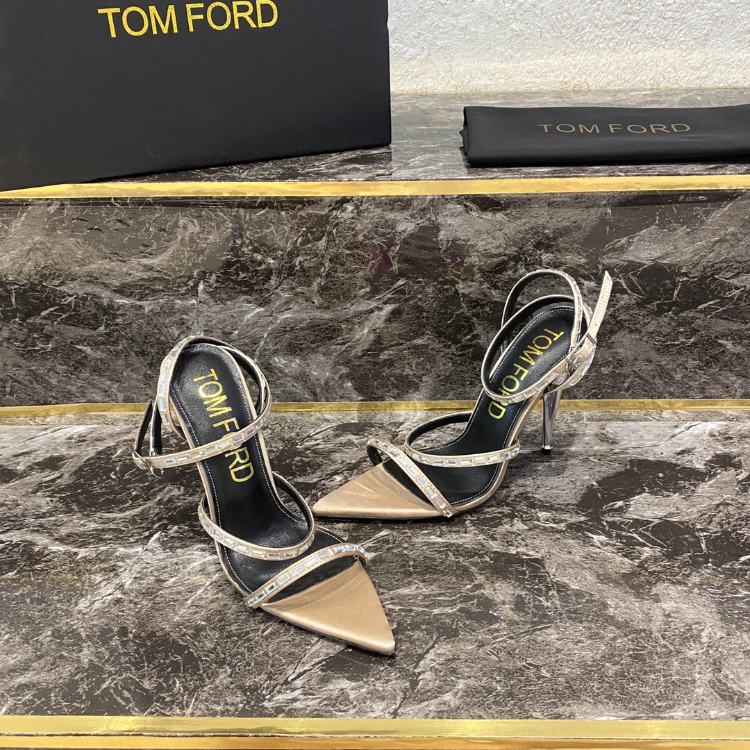 TOM FORD Spring/Summer 2020 counter main new products, pointed toe a word straps back hollow high heel sandals