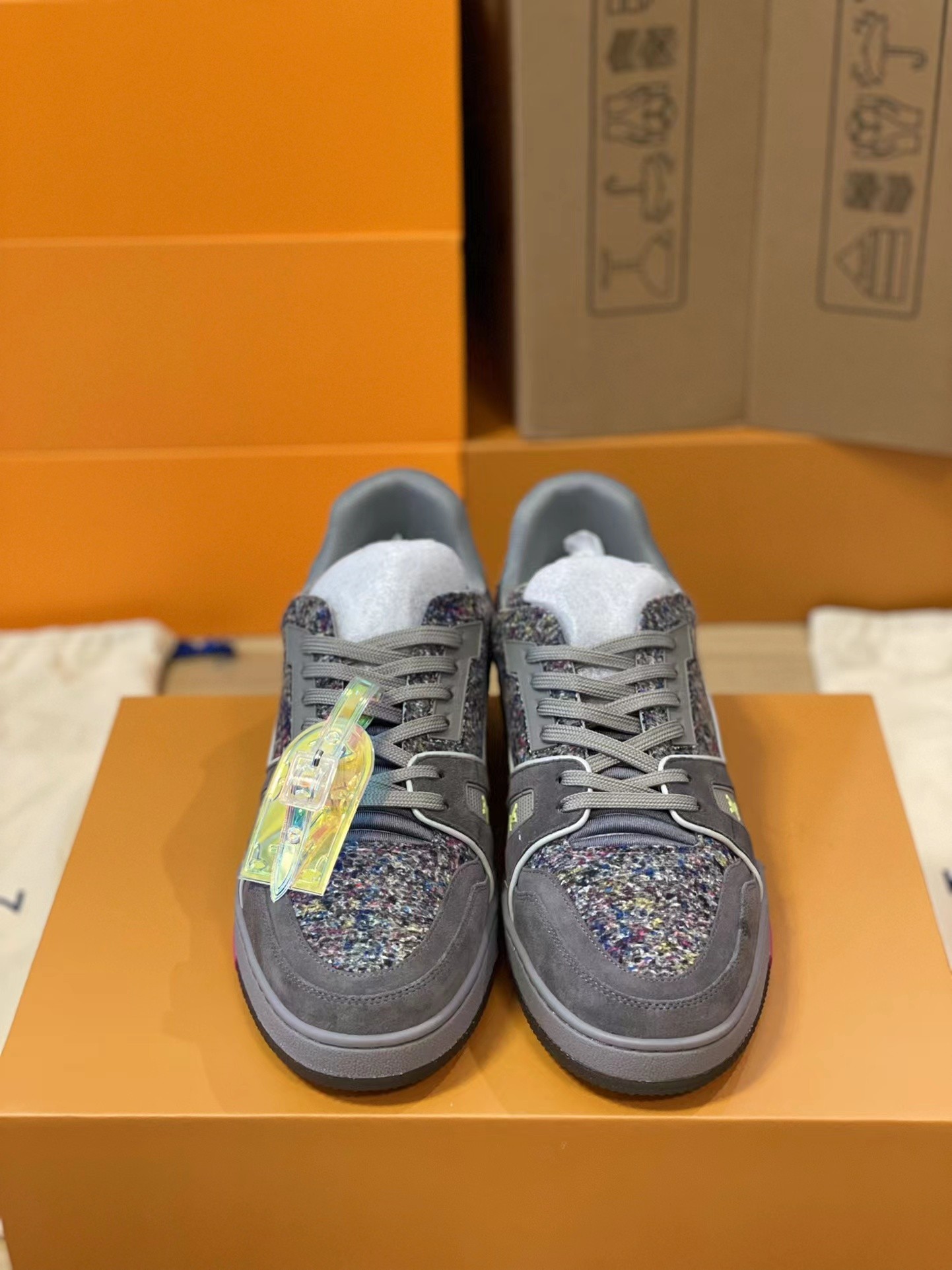 LOUIS VUITTON TRAINER 1A998B 2022Show style Sneakers