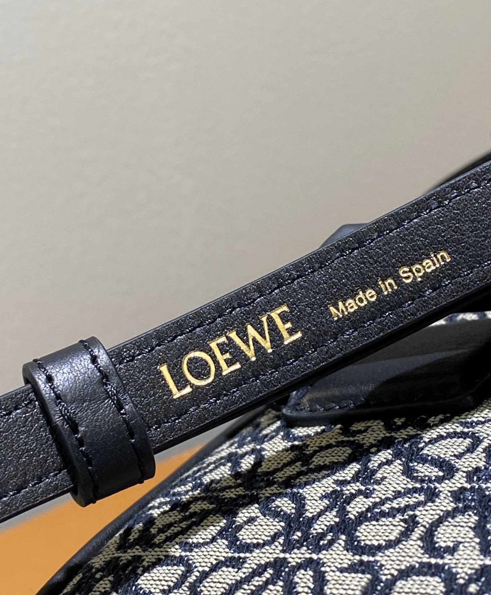 LOEWE #10521