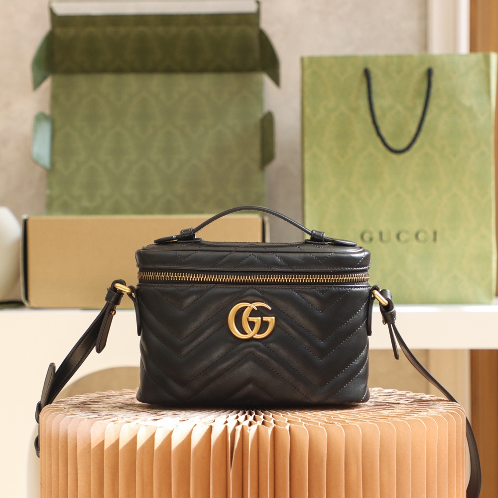 GUCCI 𝐌𝐚𝐫𝐦𝐨𝐧𝐭 #672253
