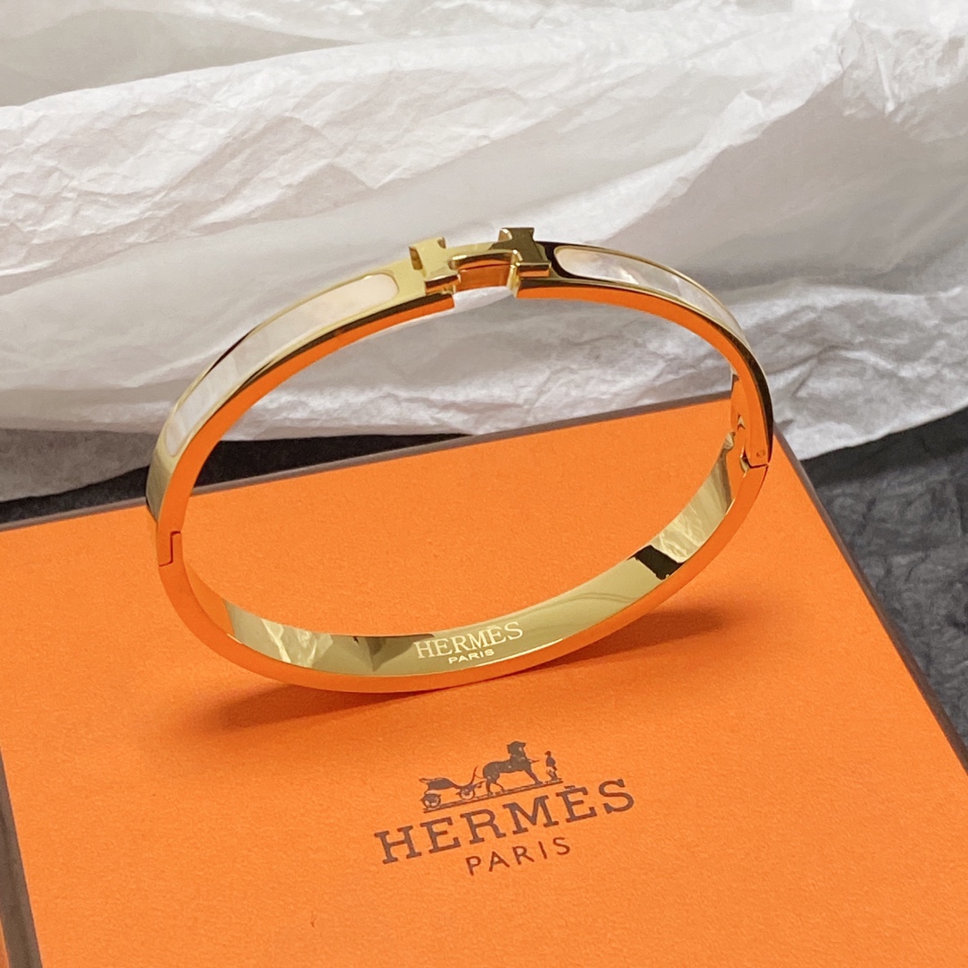 Hermes bracelet