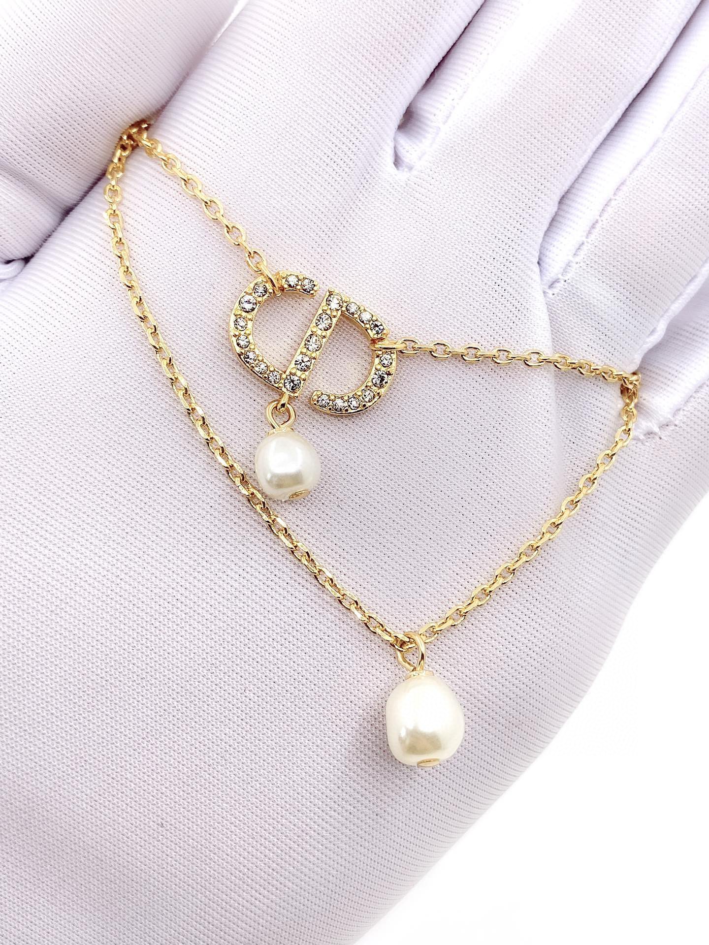 Dior necklace