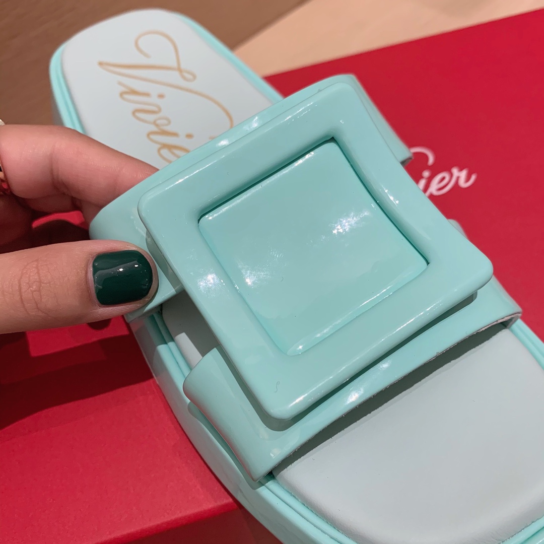 Roger Vivier | 𝟐𝟎𝟐𝟏/𝐒𝐒 𝐧𝐞𝐰 RV Top Edition Diamond Buckle Slippers Swarovski Crystal Diamonds