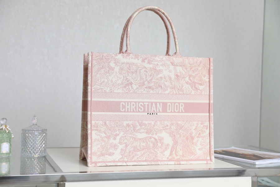 DIOR TOTE Pink Tiger