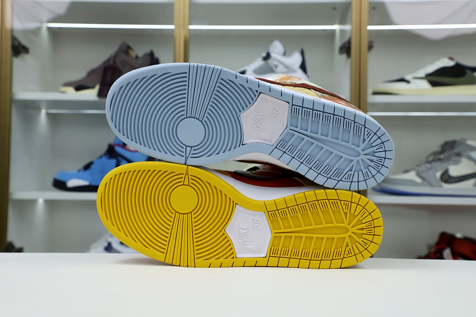 JASON DENG X DUNK LOW PRO SB STREET HAWKER