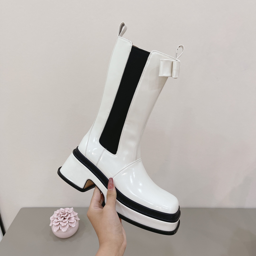 shushuton | 𝟐𝟎𝟐𝟏/𝐒𝐒 𝐧𝐞𝐰 2022 fall and winter runway show models, thick-soled square toe waterproof platform boots