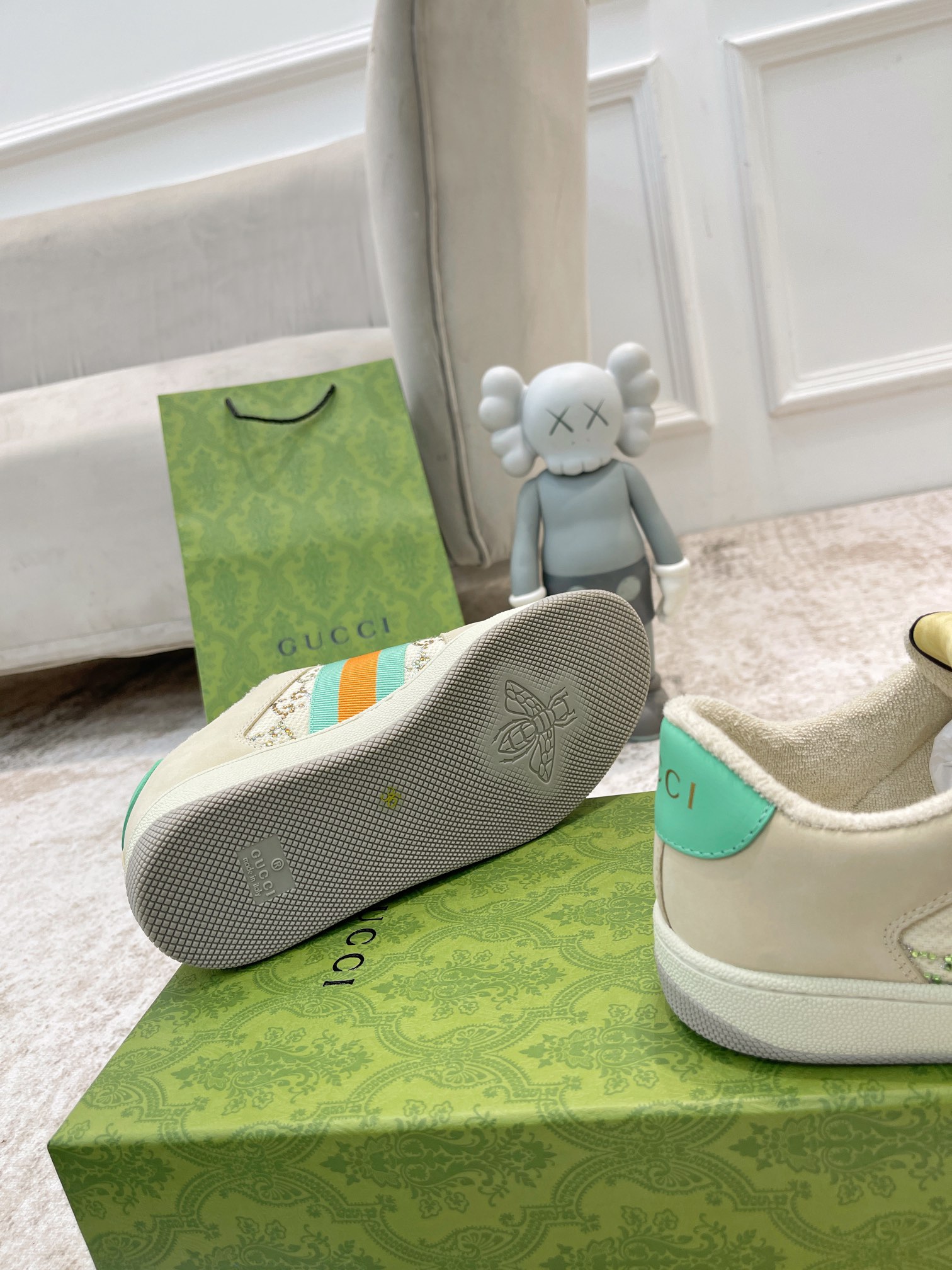 Gucci new upgraded small dirty shoes couple models