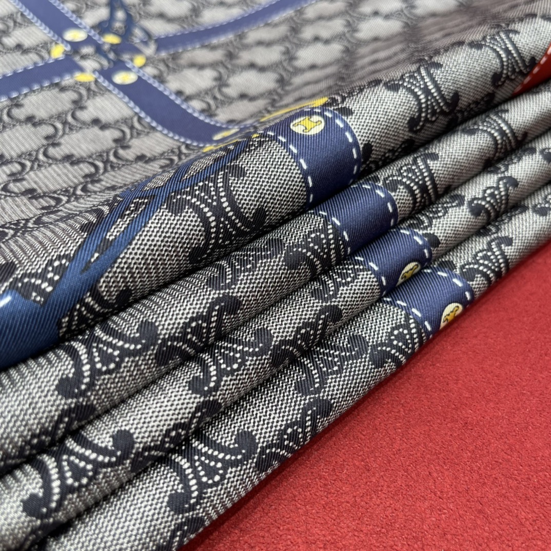 𝐂𝐞𝐥𝐢𝐧𝐞 Iconic Arc de Triomphe ➕ Chain Element 100% Mulberry Silk