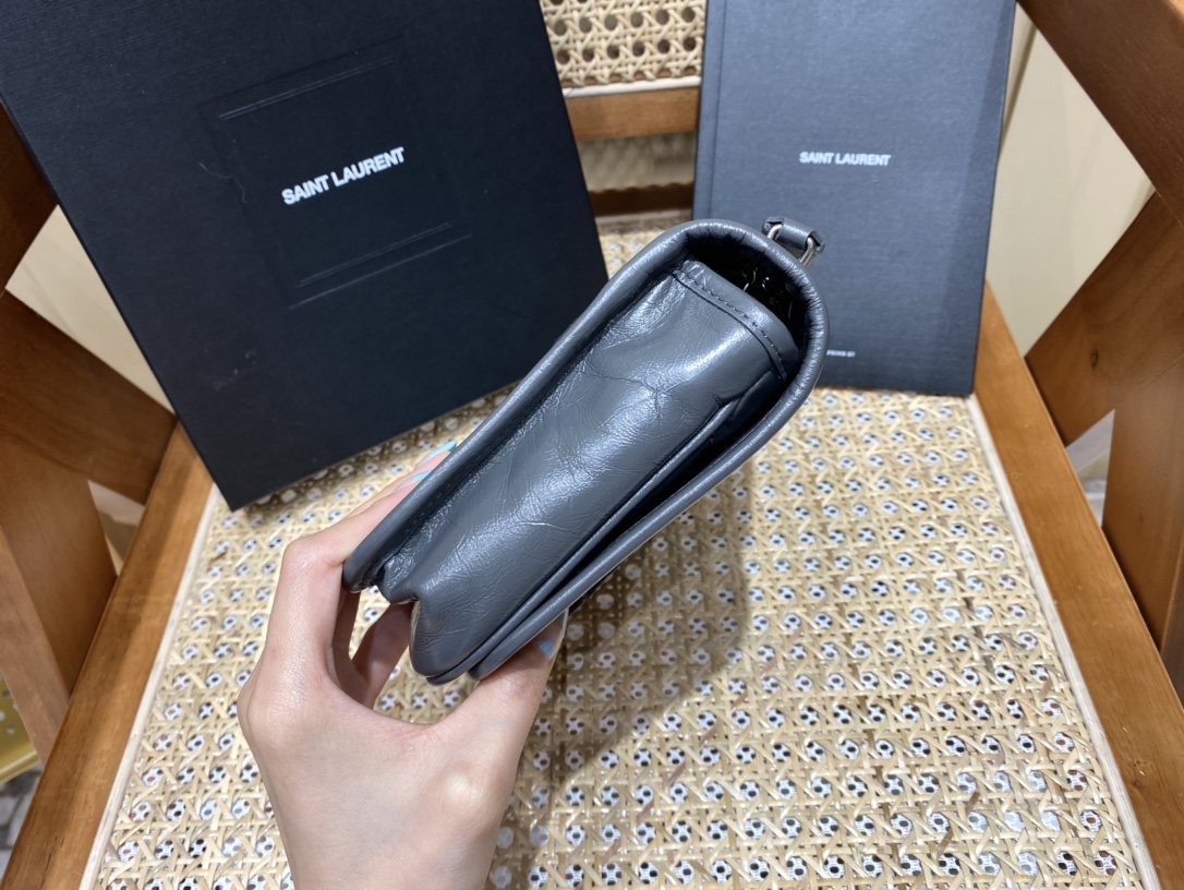 SAINT LAURENT #583103
