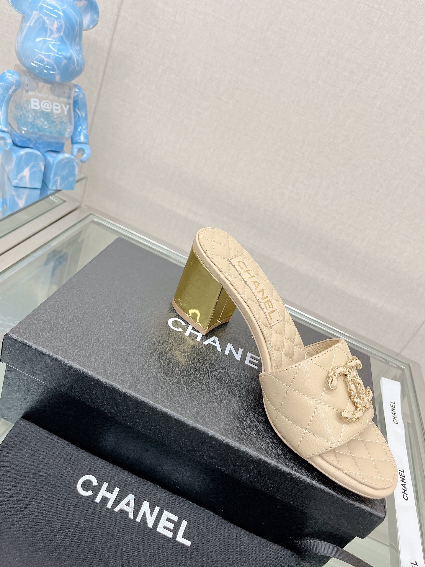 CHANEL 23Ss new diamond check chain double C buckle metal heel slippers sheepskin lining