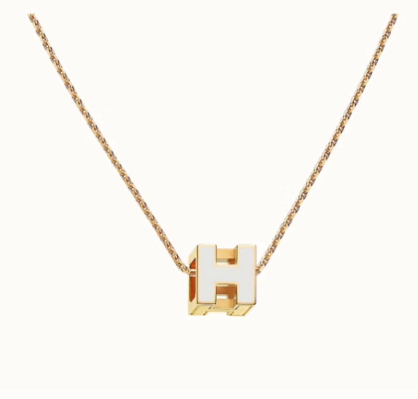 Hermes necklace