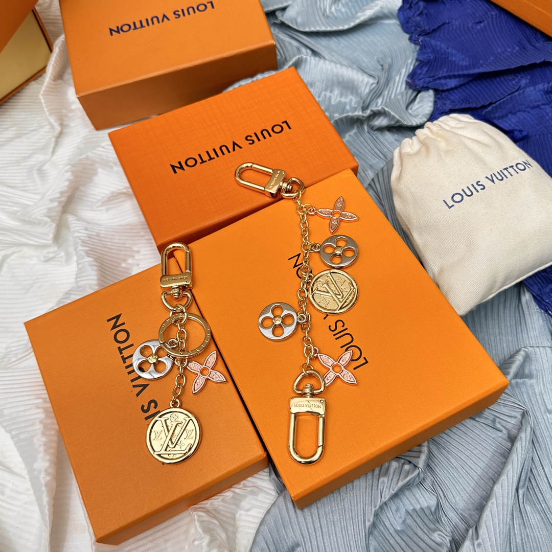 Louis Vuitton Lv Keychain Chain bag accessory