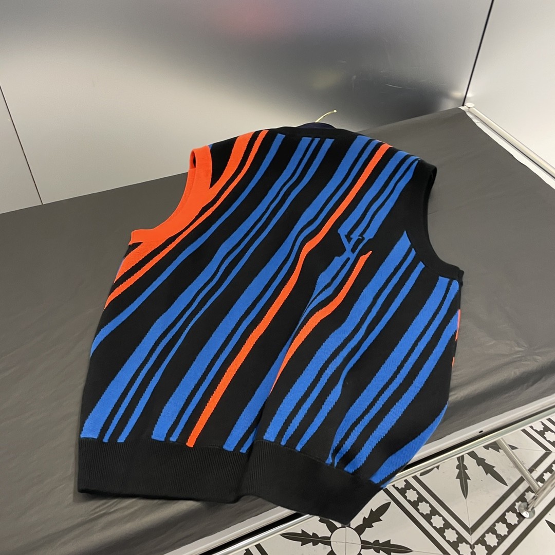 Louis Vuitton Sheep wool knitted vest