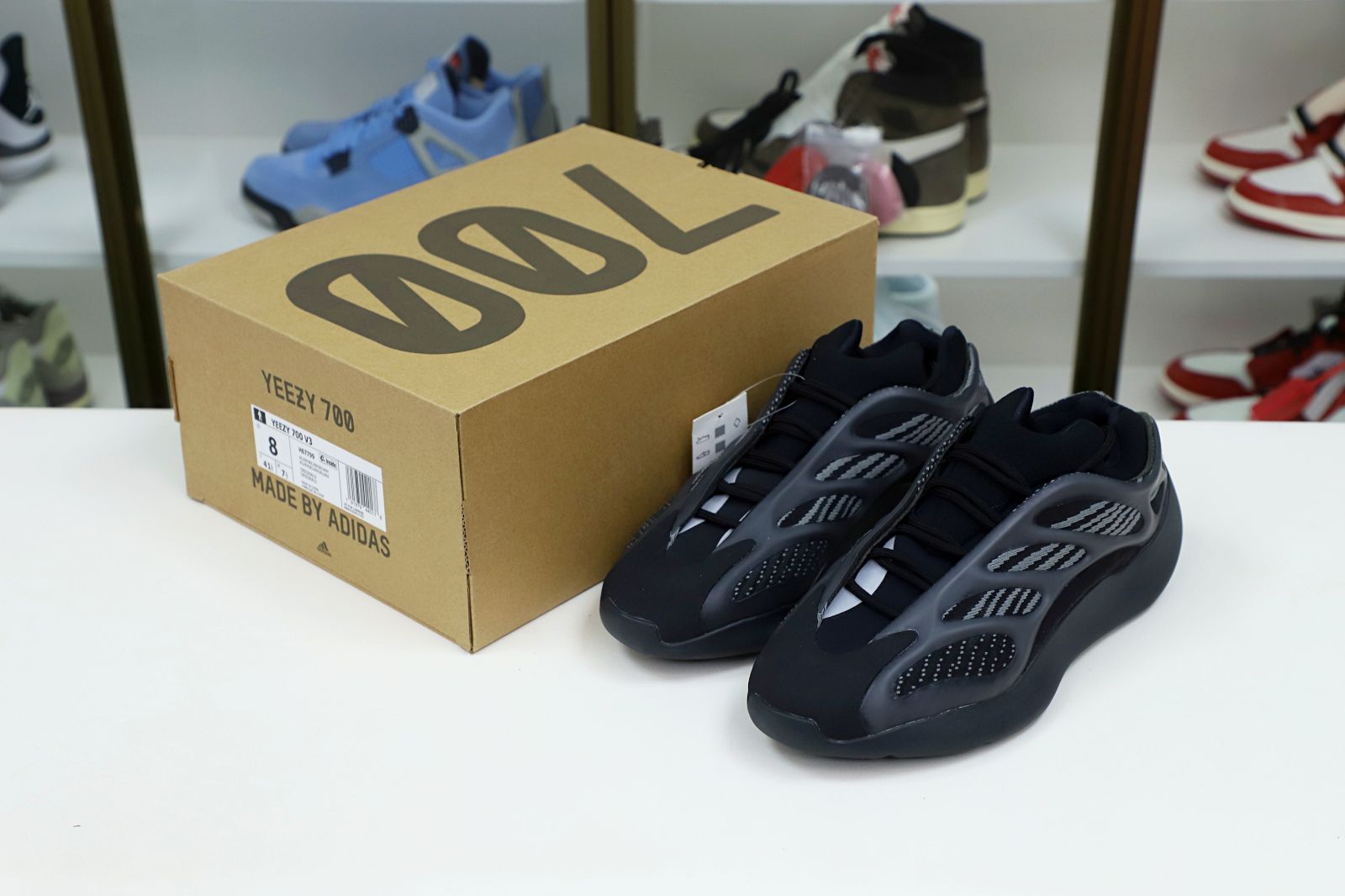 YEEZY 700 V3 ALVAH