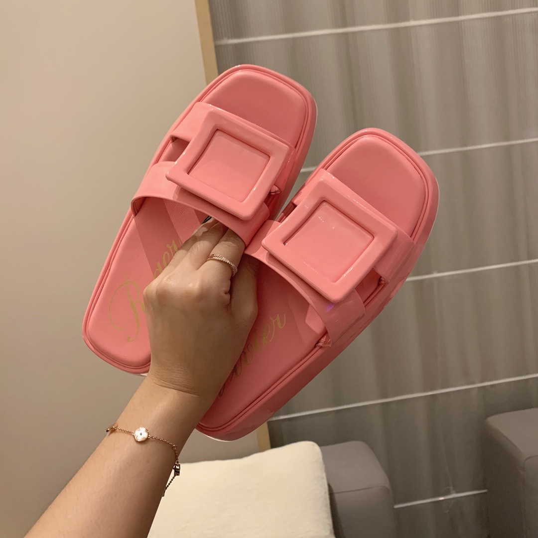 Roger Vivier | 𝟐𝟎𝟐𝟏/𝐒𝐒 𝐧𝐞𝐰 RV Top Edition Diamond Buckle Slippers Swarovski Crystal Diamonds