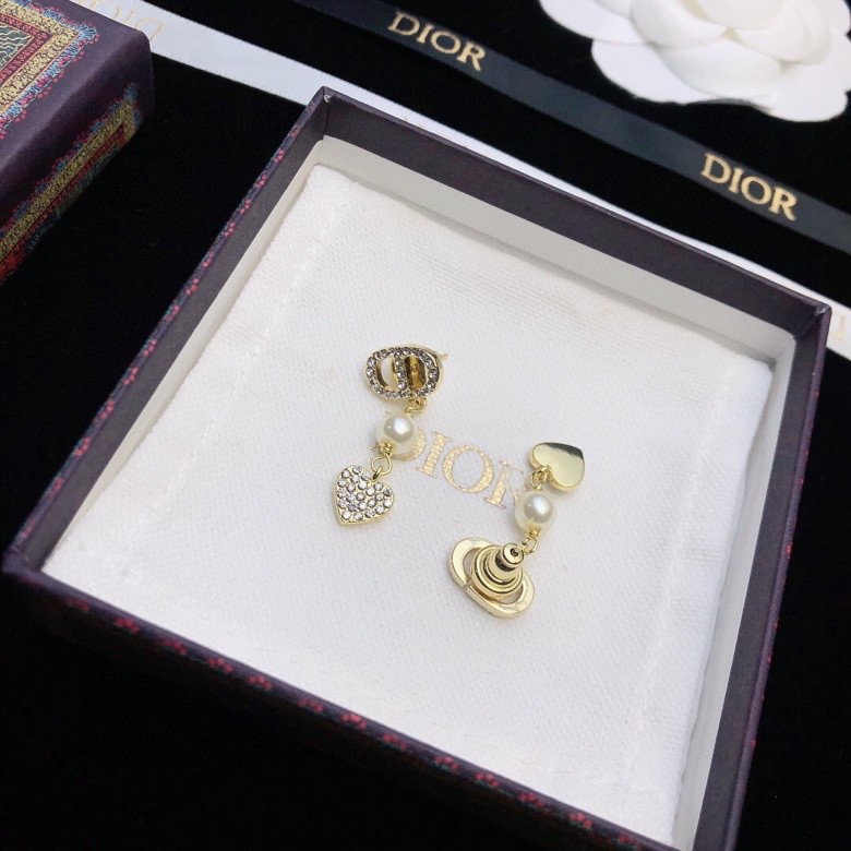 Dior stud earrings