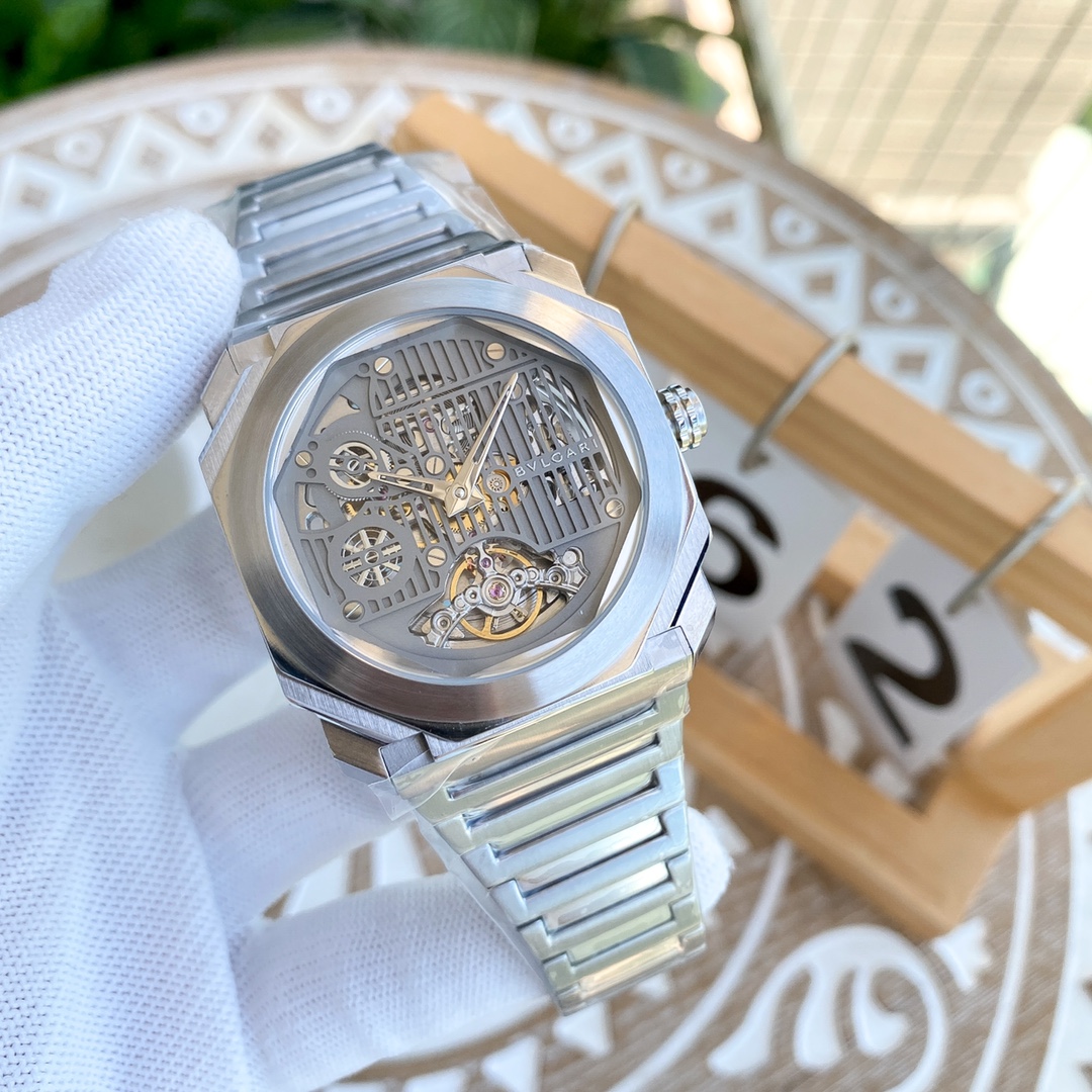 Bulgari OCTO series automatic flywheel engraved mechanical movement