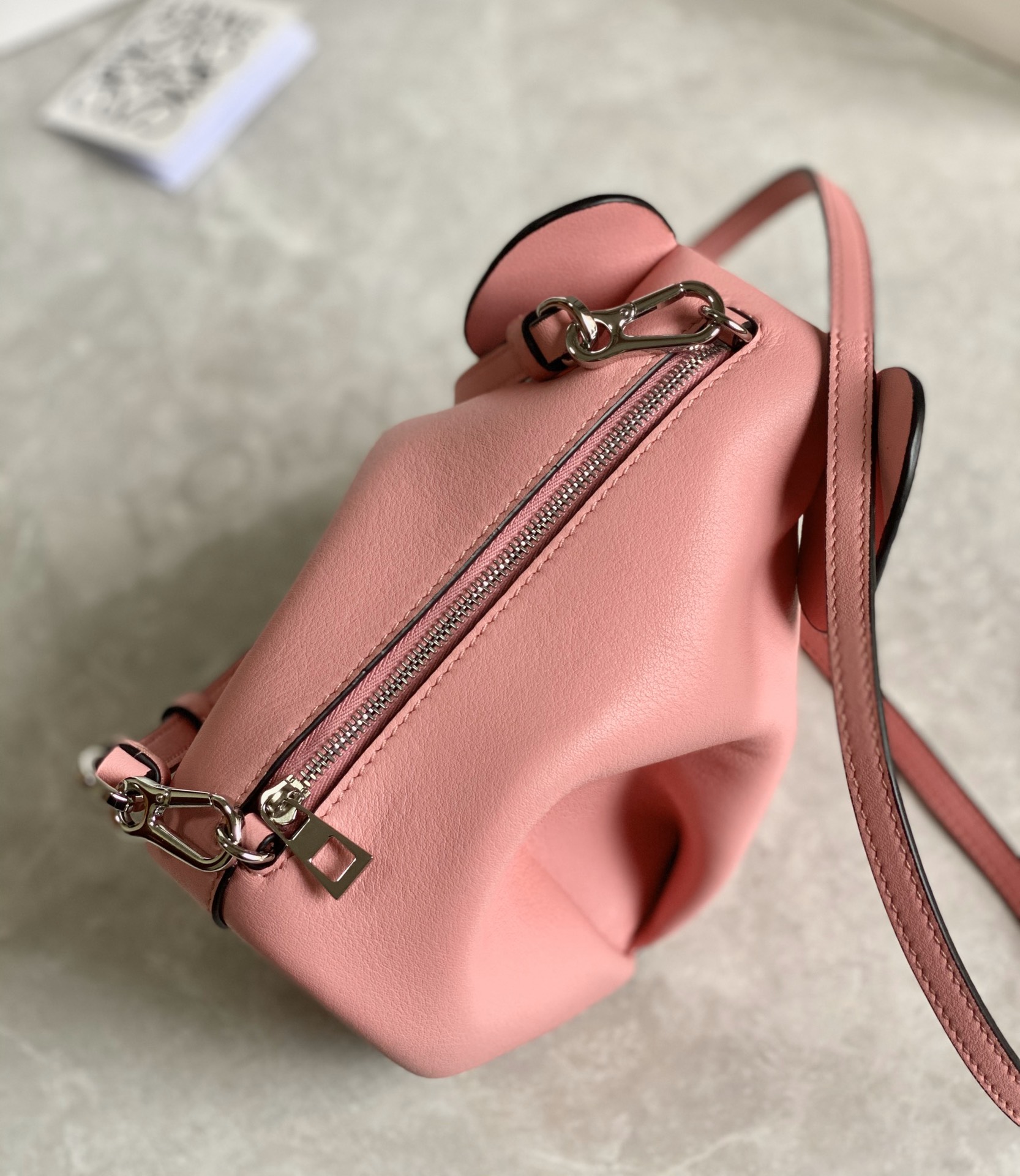 LOEWE Luojia pink elephant 🐘 shoulder bag