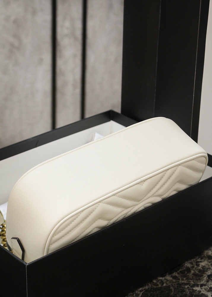 GUCCI 𝙈𝙖𝙧𝙢𝙤𝙣𝙩  #447632