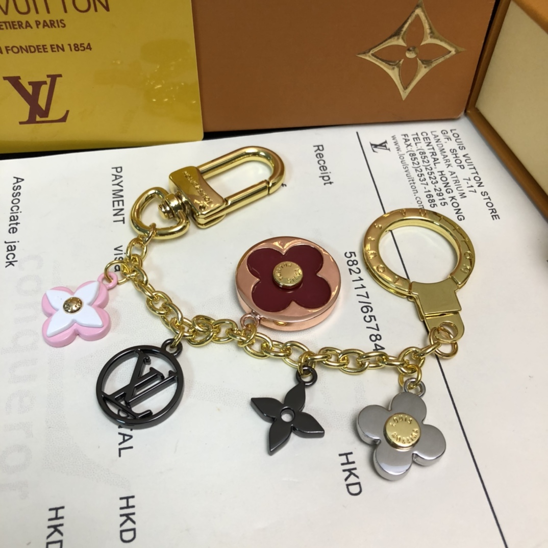 Louis Vuitton Lv Keychain Chain bag accessory