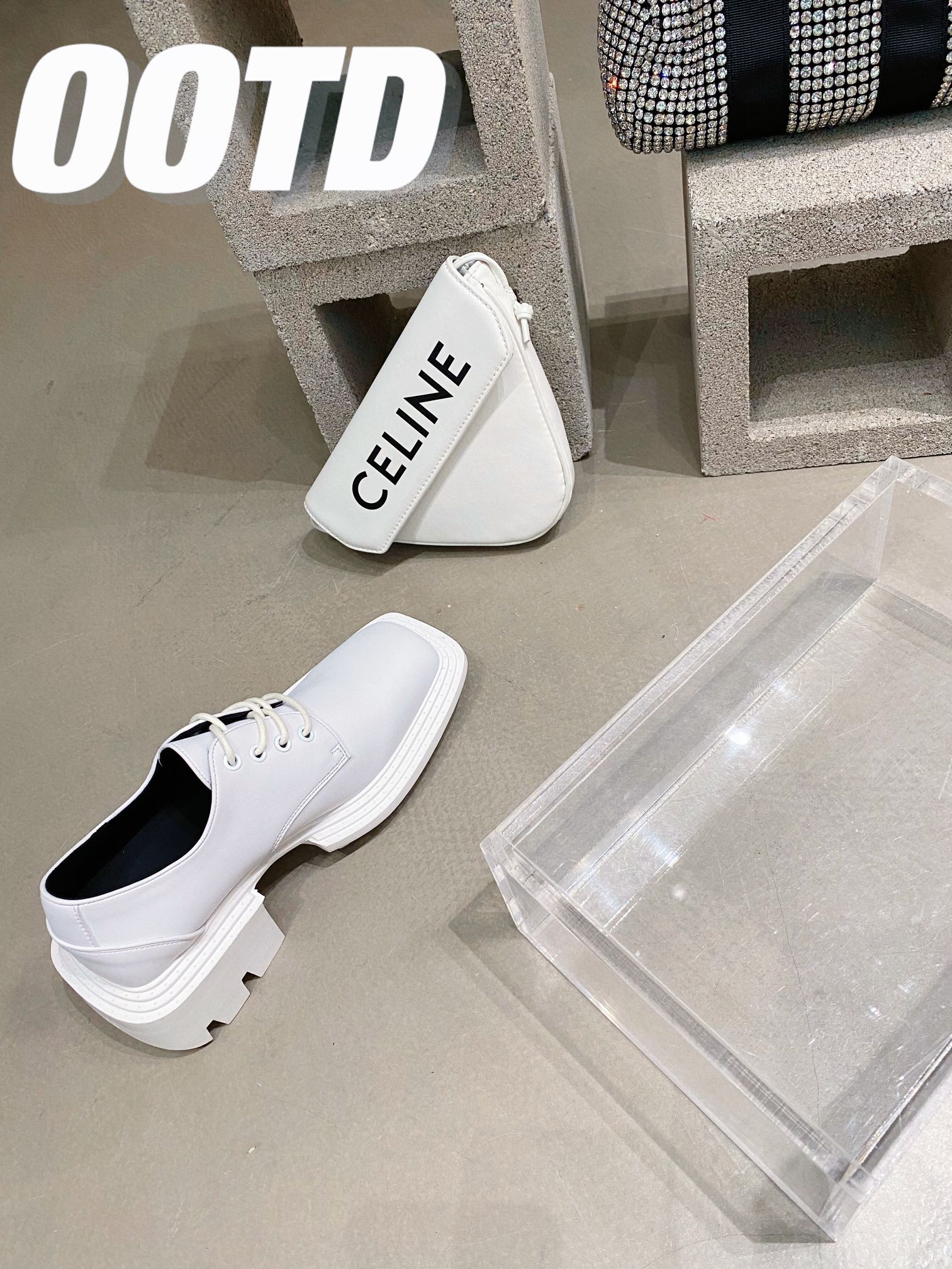 Untitlab 𝟐𝟎𝟐𝟏/𝐒𝐒 𝐧𝐞𝐰 Niche Louboutins Customized cowhide upper Sheepskin lining