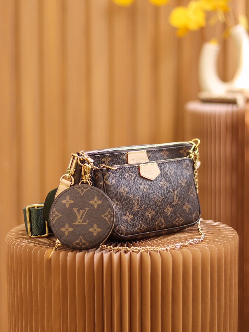 Louis Vuitton πππππ πππΎπππππ 5 in 1 M44813