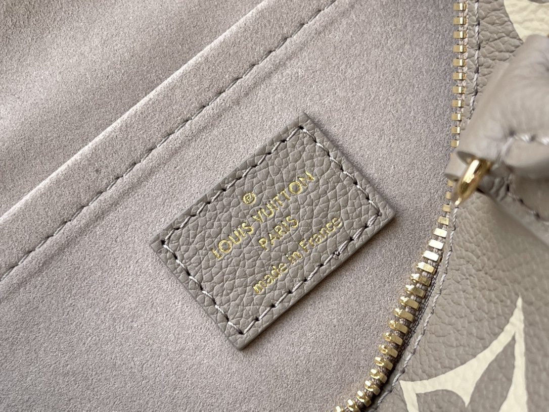 𝐋𝐎𝐔𝐈𝐒 𝐕𝐔𝐈𝐓𝐓𝐎𝐍  M46575