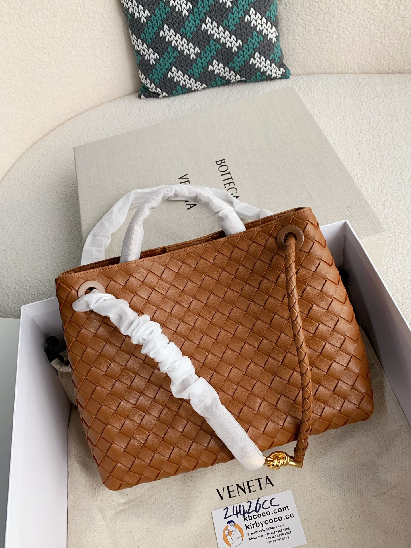 BOTTECA VENETA Knit handbags Size:32*24*12cm