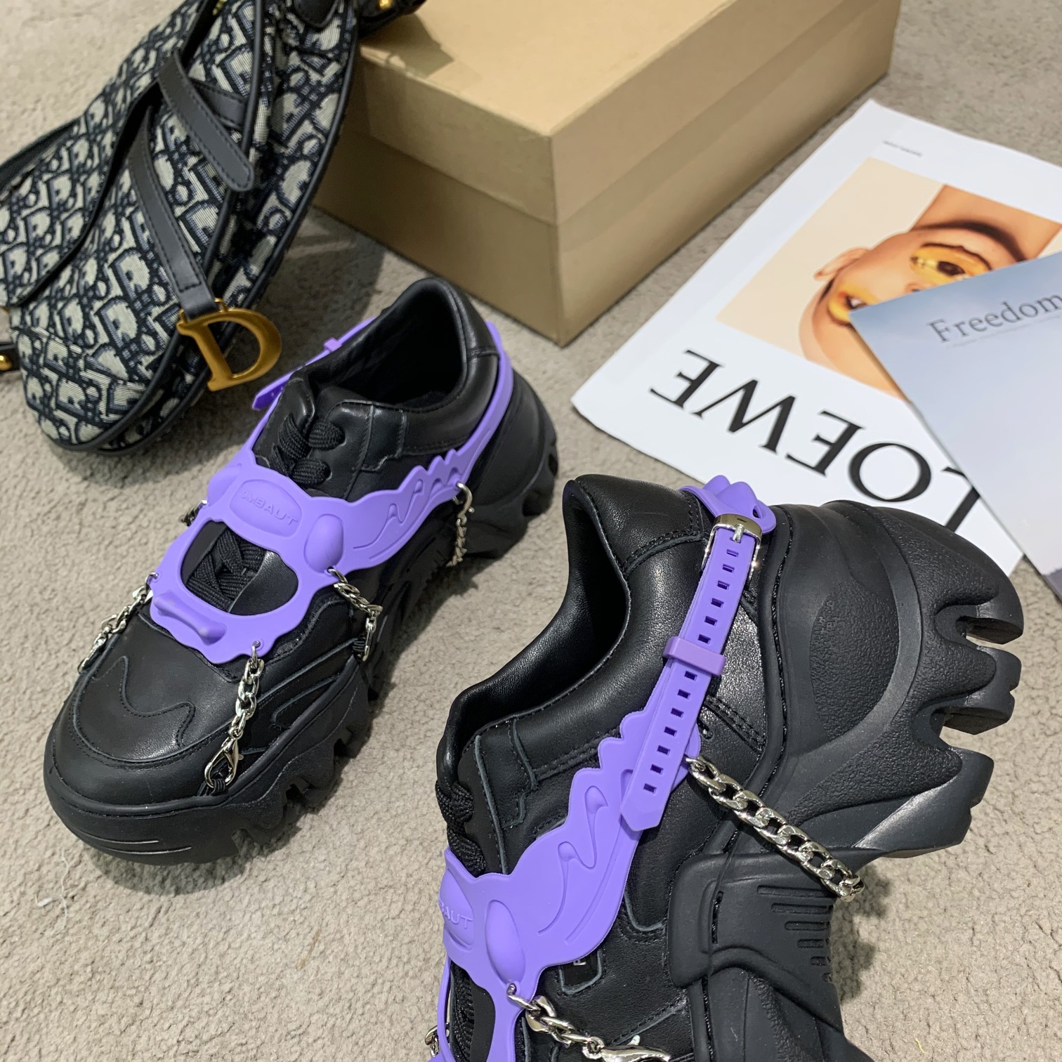 𝐑𝐨𝐫𝐧𝐧𝐢𝐢 ｜2020FW new sneakers upper with silk cowhide upper Sheepskin lining