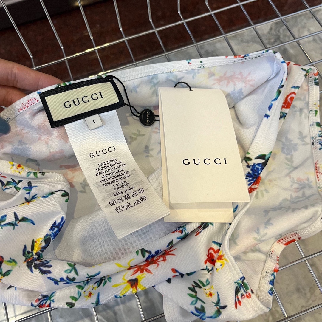 Gucci New split bikini swimming costume halter with steel ring bra + triangle shorts