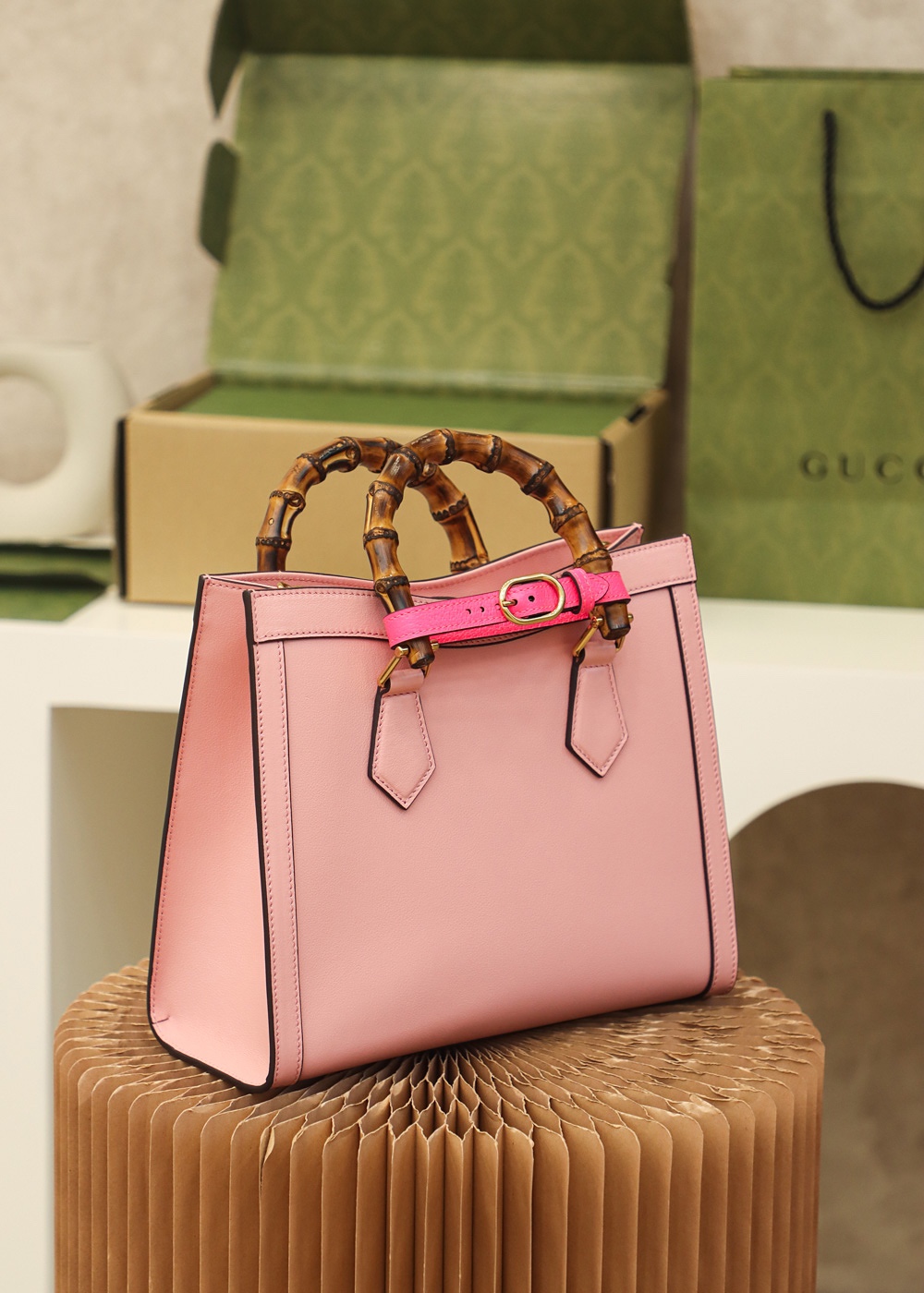 GUCCI I𝐃𝐢𝐚𝐧𝐚 小号#660195