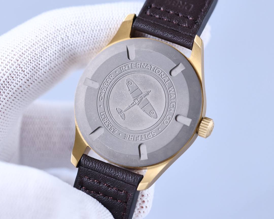 IWC- Spitfire Bronze automatic mechanical watch Titanium caseback