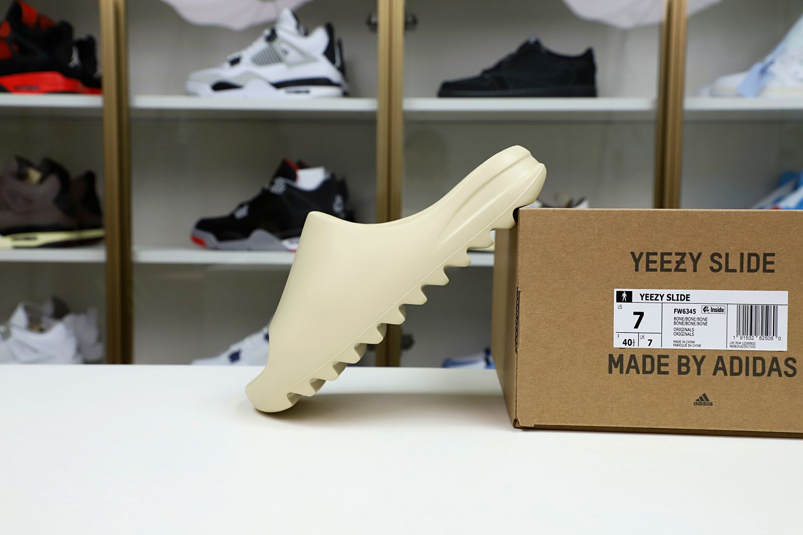 Yeezy Slide bone FW6345