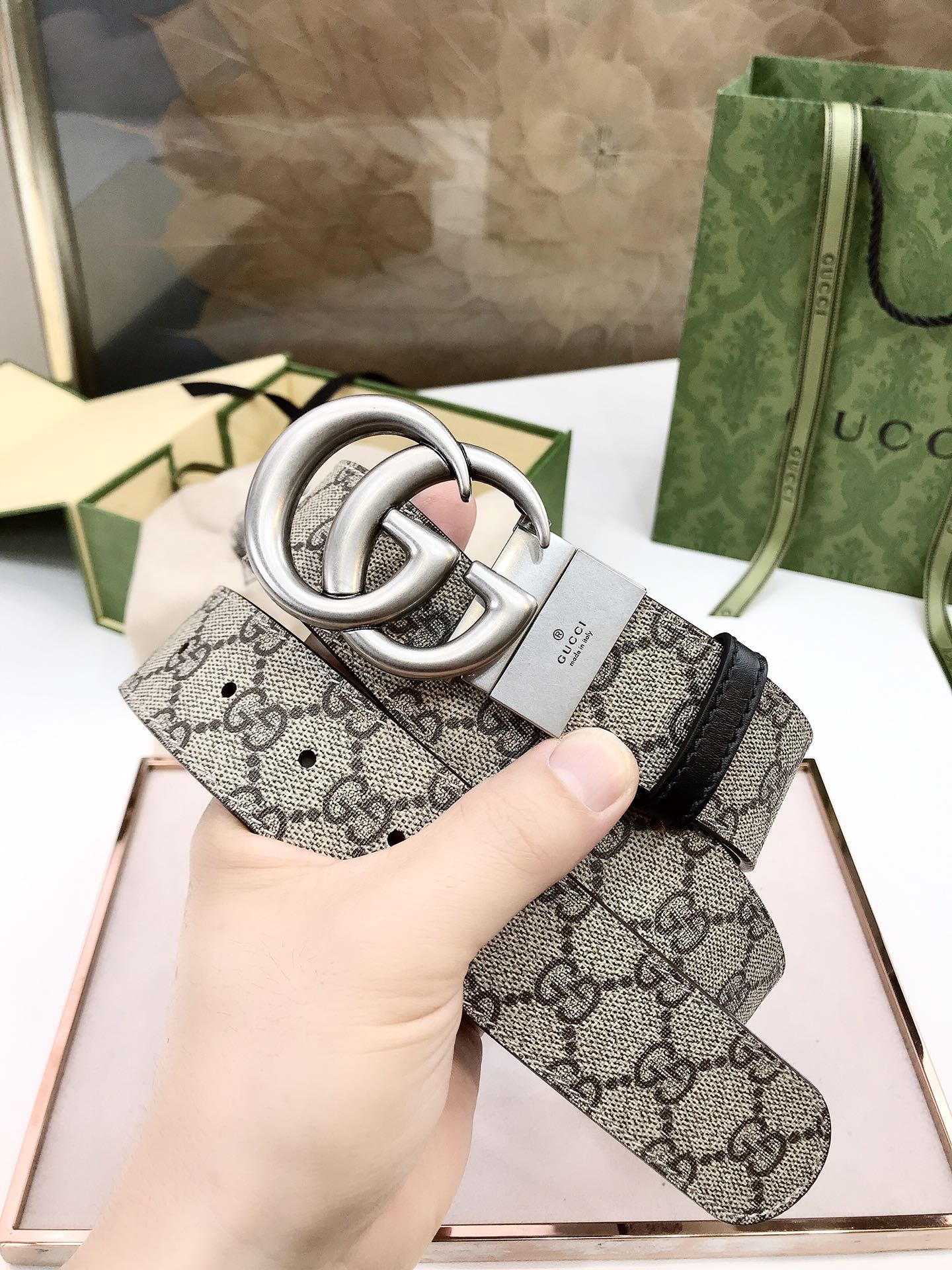 GUCCI Supreme canvas