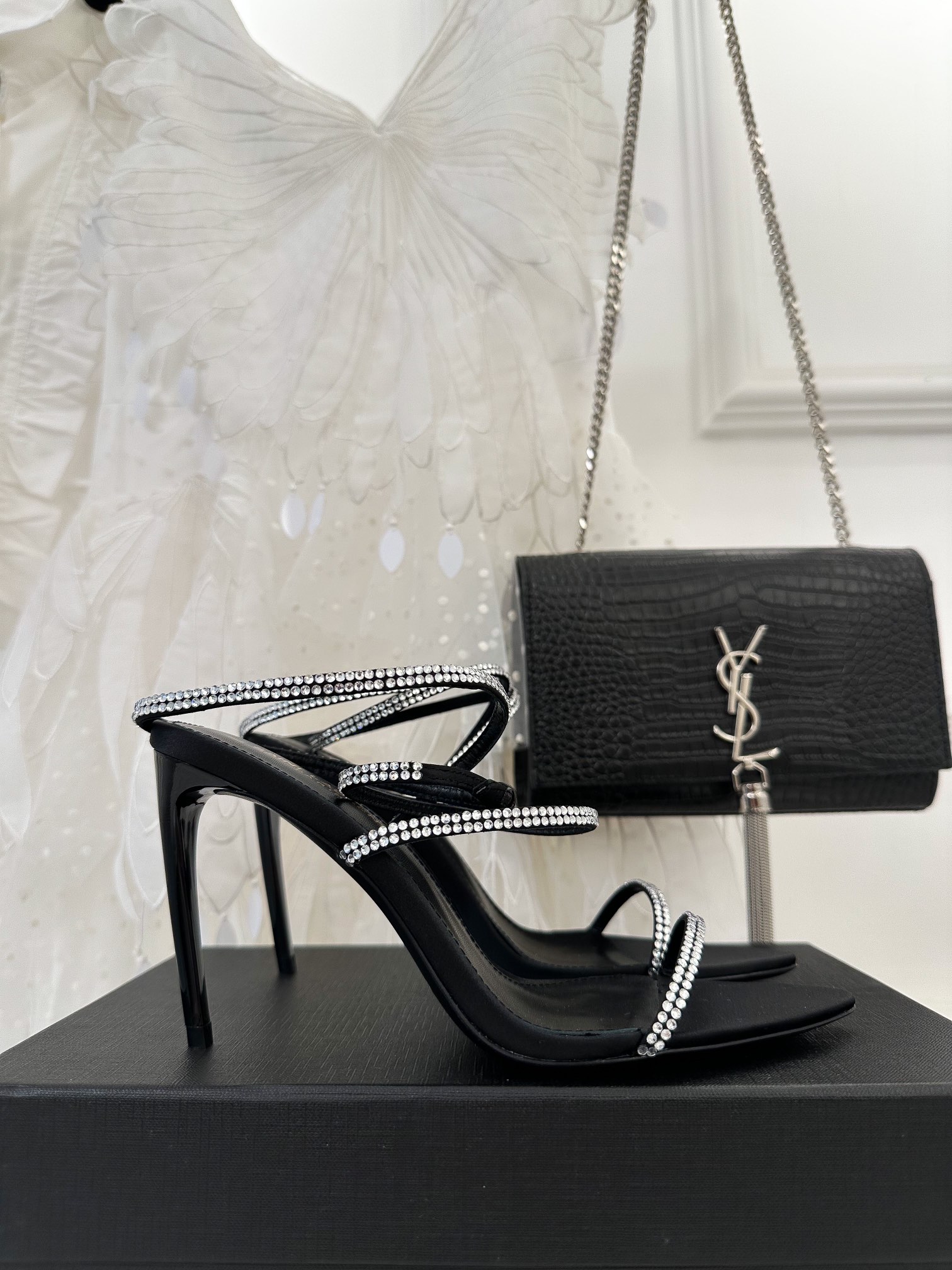 𝙎𝙖𝙞𝙣𝙩 𝙇𝙖𝙪𝙧𝙚𝙣𝙩 | 𝟐𝟎𝟐𝟑/𝐒𝐒 𝐧𝐞𝐰 YSL｜23s new high heel sandals Italian leather outsole