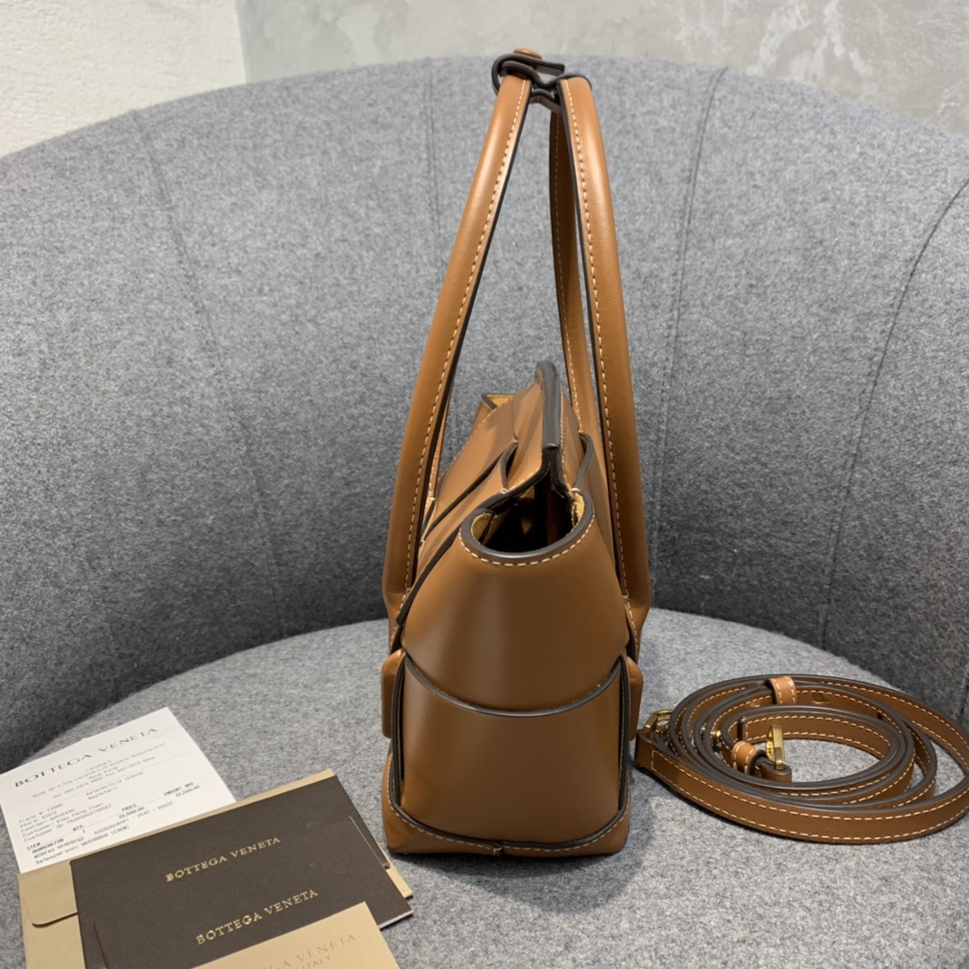 Bottega Veneta ARCO #600606