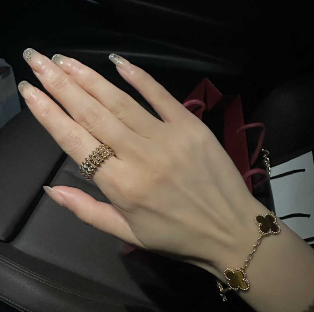 Cartier ring