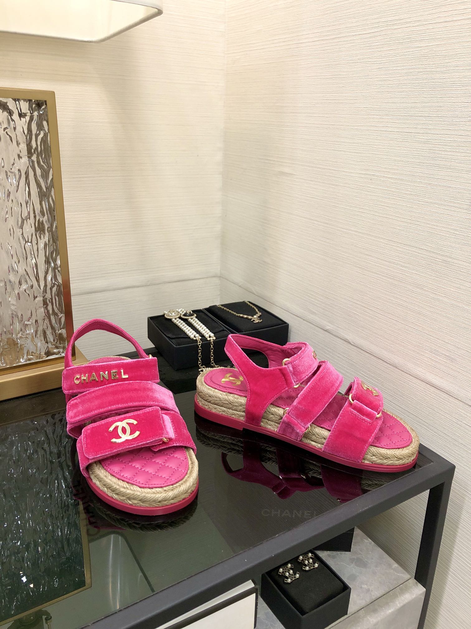 CHANEL 2023 spring and summer latest woven velcro sandals Japan imported woven materials