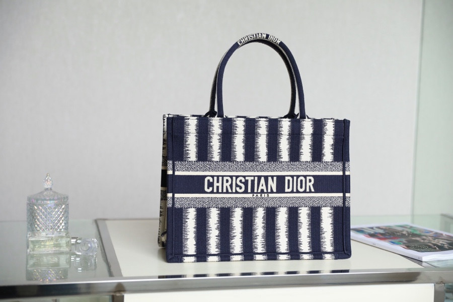 DIOR TOTE striped shopping bag