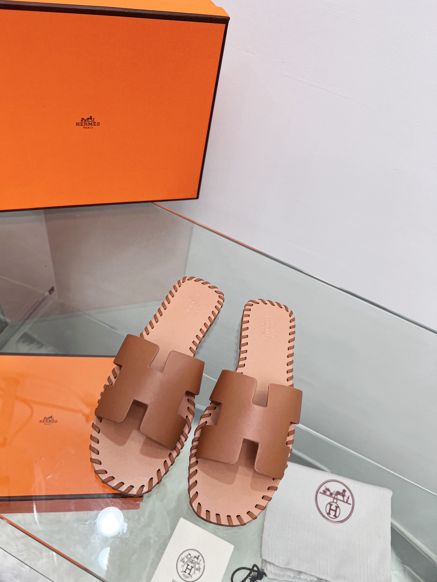 Hermes early spring new slippers