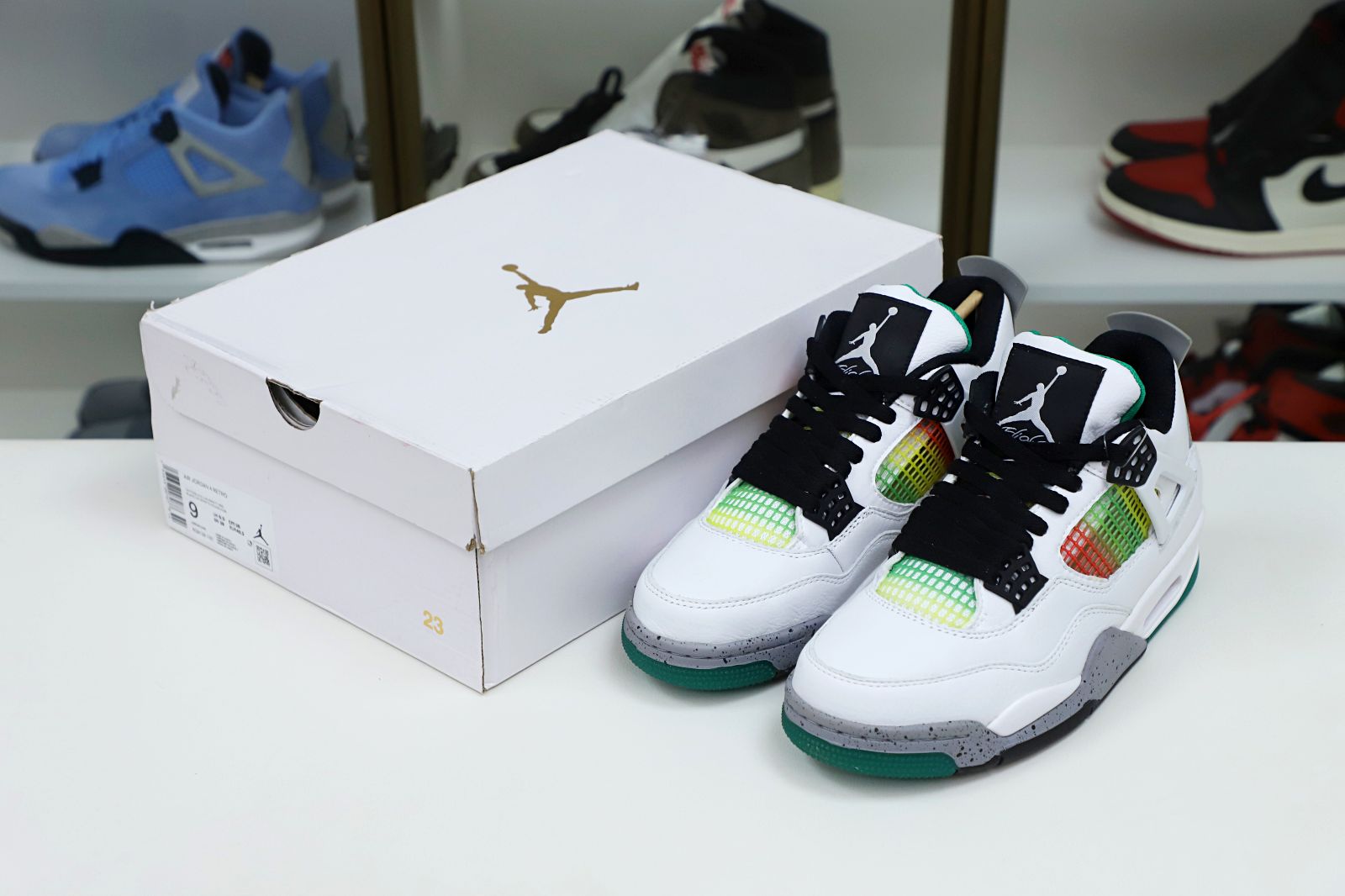 WMNS AIR JORDAN 4 RETRO RAST