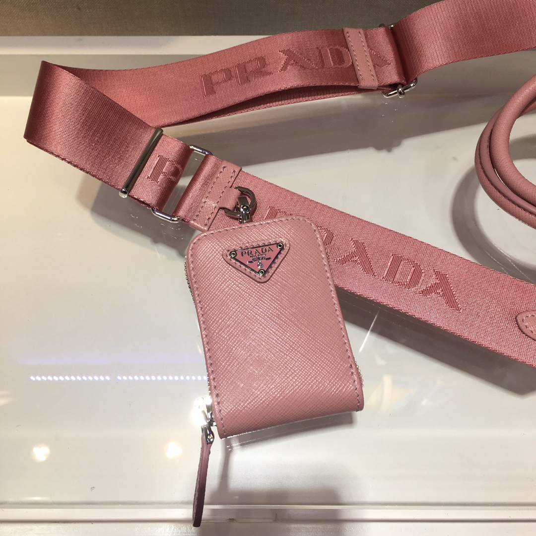 𝐏𝐑𝐀𝐃𝐀 Boston 1BA846