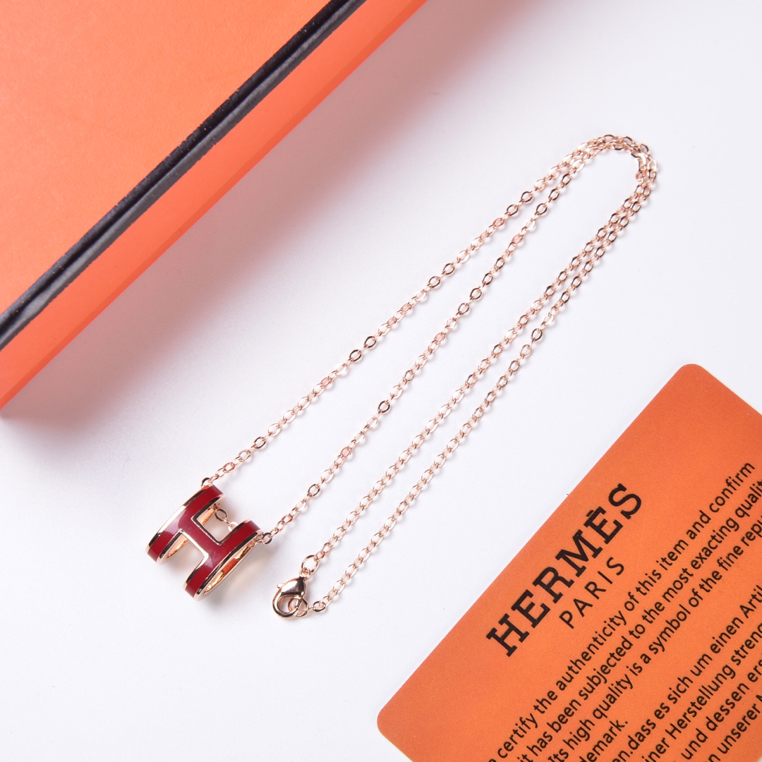 Hermes necklace